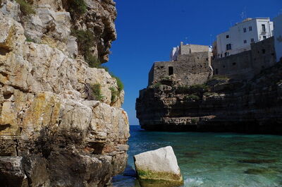Polignano a Mare, Klippen