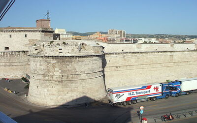 Außenbereich der Forte Michelangelo