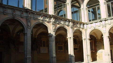 Archiginnasio von Bologna, Innenhof