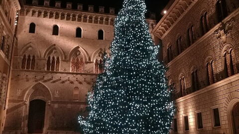 Siena, Piazza Salimbeni, Weihnachten