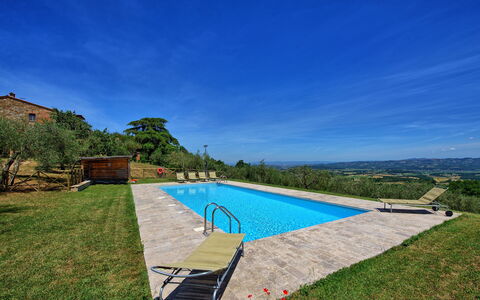 Casa Olivia: Eigentum, Schwimmbad, Grundeigentum, Estate, Haus, Urlaub, Zuhause, Gebäude, Himmel, Gras