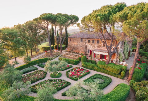 Villa Le Corti: Blume, Garten, Strauch, Ground, Frühling, Landscaping, Botanischer Garten, Hinterhof, Hazienda