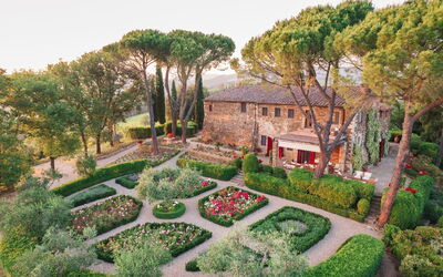 Villa Le Corti: Blume, Garten, Strauch, Ground, Frühling, Landscaping, Botanischer Garten, Hinterhof, Hazienda