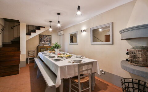 Case Sant'anna 14: Zimmer, Eigentum, Möbel, Gebäude, Decke, Interior Design, Countertop, Esszimmer, Fussboden, Tabelle