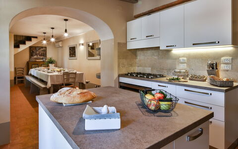 Case Sant'anna 14: Countertop, Eigentum, Zimmer, Küche, Möbel, Interior Design, Cabinetry, Gebäude, Zuhause, Haus