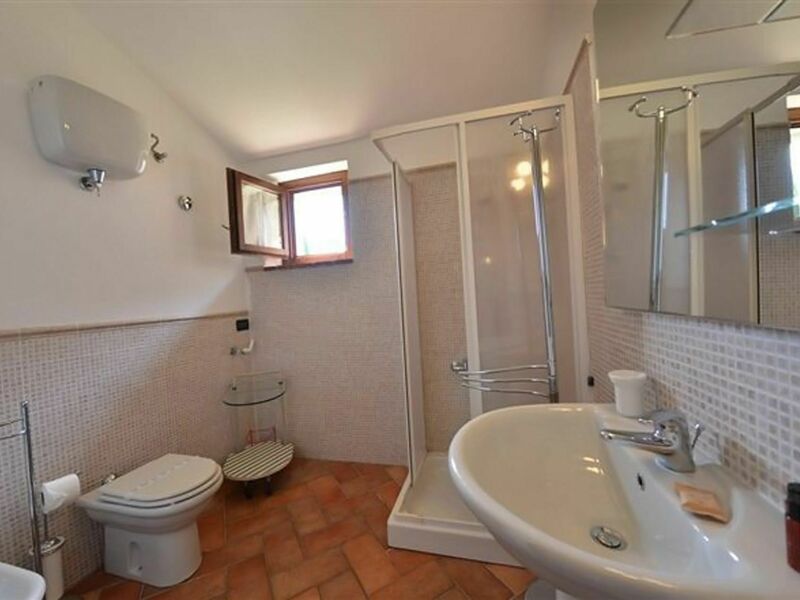 rocche-di-valiano-chianti-castelnuovo-berardenga-ortensia-bathroom