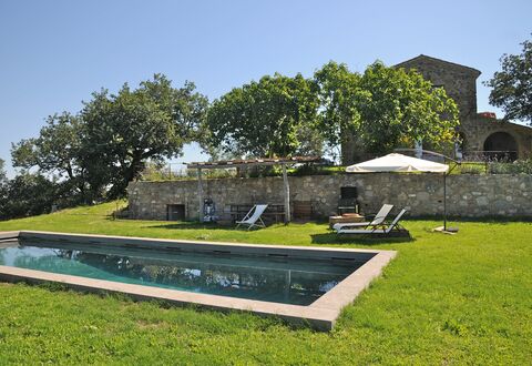 Podere Palazzo: Die Architektur, Eigentum, Haus, Baum, Gras, Gebäude, Estate, Zuhause, Pflanze, Landschaft