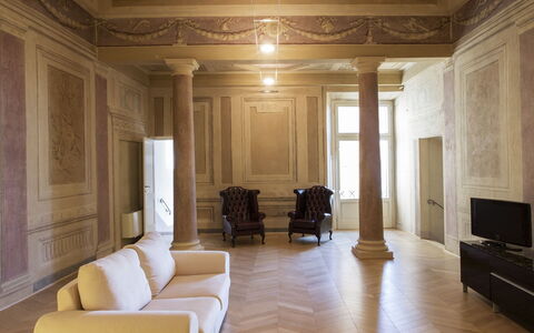 Appartamento Imperiale: Gebäude, Fussboden, Interior Design, Eigentum, Zimmer, Decke, Säule, Die Architektur, Flooring, Möbel