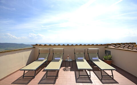 Terrazza Cortonese: Himmel, Die Architektur, Gebäude, Haus, Dach, Horizont, Meer, Möbel