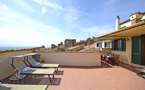 Terrazza Cortonese: Eigentum, Haus, Gebäude, Zuhause, Grundeigentum, Himmel, Wohngebiet, Die Architektur, Wohnung, Dach