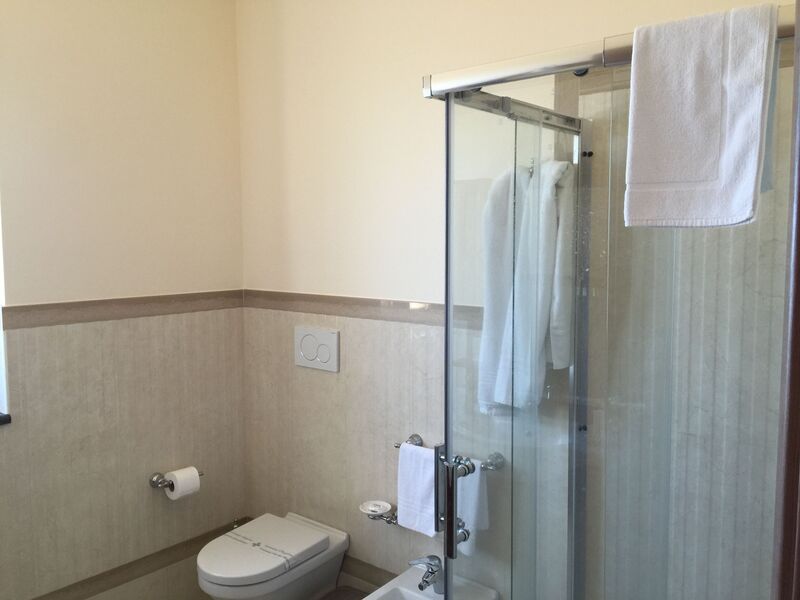 etna-view-holiday-house-3-trecastagni-catania-multiproprieta-bathroom