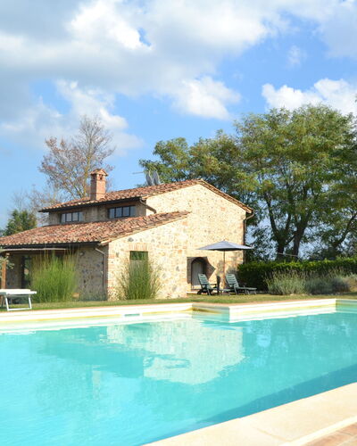 Villa Cafaggiola: Schwimmbad, Eigentum, Haus, Grundeigentum, Gebäude, Zuhause, Estate, Wohngebiet, Villa, Freizeit