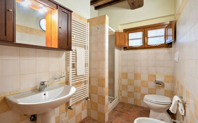 villino-bazzani-casole-d'elsa-multiproperty-appartamento-bazzani-1-bathroom