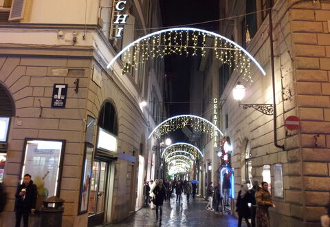 Guelfa House: Gebäude, Die Architektur, Wahrzeichen, Licht, \Stadt, Bogen, \Arkade, Beleuchtung, Nacht, Stadt
