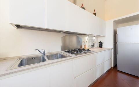 Ca' Marcello: Spüle, Zapfhahn, Cabinetry, Countertop, Sinken, Küche, Küchengerät, Armatur, Herd, Interior Design