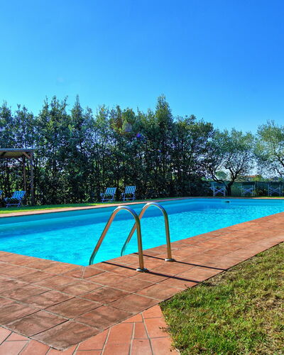 Casa Vasco: Schwimmbad, Eigentum, Grundeigentum, Gras, Haus, Estate, Freizeit, Urlaub, Gebäude, Zuhause