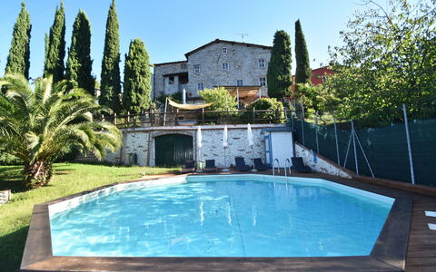 Borgo Bucatra Buonvento: Schwimmbad, Eigentum, Haus, Gebäude, Grundeigentum, Zuhause, Estate, Urlaub, Freizeit, Die Architektur