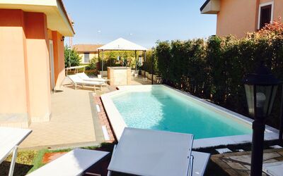 Villa Catania: villa-monte-serra-trecastagni-catania-villa-pool