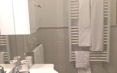 villa-dei-saponi-trecastagni-catania-villa-bathroom