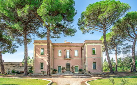 Masseria Lentisco: Eigentum, Gebäude, Estate, Grün, Haus, Die Architektur, Baum, Zuhause, Villa, Grundeigentum