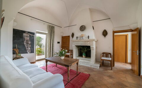 Masseria Lentisco: Zimmer, Eigentum, Gebäude, Möbel, Interior Design, Wohnzimmer, Haus, Grundeigentum, Villa, Fussboden