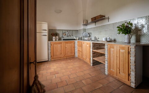 Masseria Lentisco: Eigentum, Zimmer, Möbel, Küche, Gebäude, Cabinetry, Haus, Fussboden, Grundeigentum, Interior Design