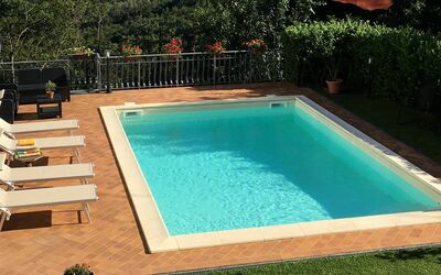 Borgo Di Zacco: Schwimmbad, Eigentum, Gras, Haus, Freizeit, Grundeigentum, Hinterhof, Urlaub, Zuhause, Rechteck
