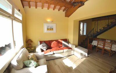 Borgo di Zacco Terrazza: Zimmer, Eigentum, Möbel, Gebäude, Haus, Interior Design, Fussboden, Wohnzimmer, Schlafzimmer, Decke