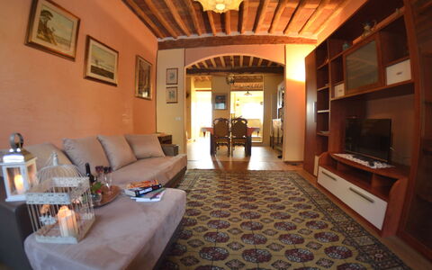 San Michele: Zimmer, Eigentum, Gebäude, Interior Design, Decke, Grundeigentum, Möbel, Wohnzimmer, Haus, Empfangshalle