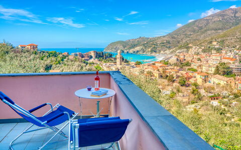 Olivi Del Mesco - Levanto: Blau, Eigentum, Azurblau, Urlaub, Grundeigentum, Himmel, Haus, Meer, Küste, Tourismus