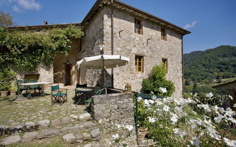 Bottino: Eigentum, Haus, Gebäude, Ländliches Gebiet, Dorf, Hütte, Ruinen, Bergdorf, Baum, Steinwand