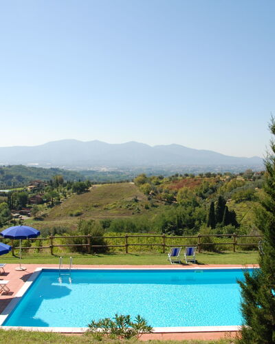 Fubbiano: Schwimmbad, Eigentum, Freizeit, Estate, Baum, Urlaub, Grundeigentum, Gras, Resort, Bergstation