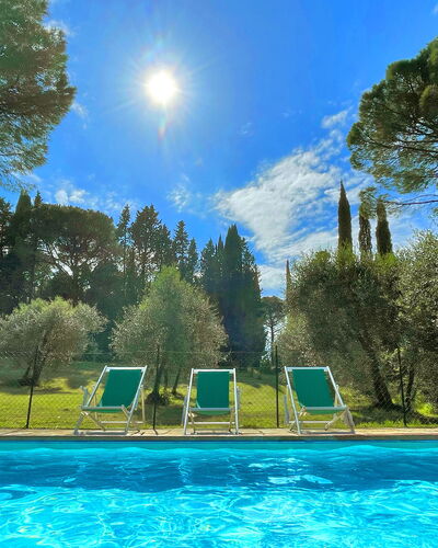 La Capanna: Blau, Schwimmbad, Gartenmöbel, Resort, Schatten, Garten, Eco Hotel, Thermae, Landscaping, Sonnenliege