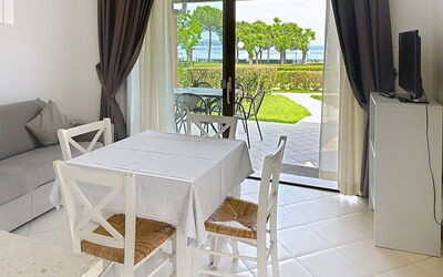 Unterkunft:&nbsp;Front Lake Resort le Corti del Lago 617.3