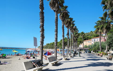 San Lorenzo al Mare 638: Sommer, Urlaub, Strand, Freizeit, Erholung, Küste, Küsten Und Ozeanische Forms, Meer, Spass