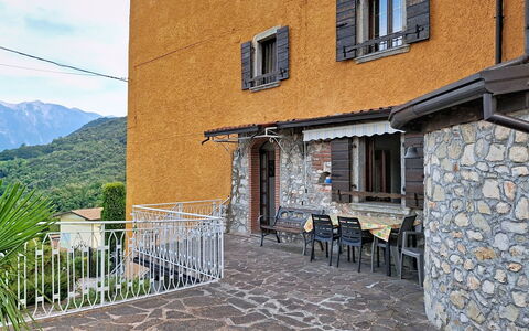 Tremosine 651: Gebirge, Balkon, Bergdorf