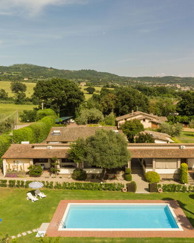 Lago di Bolsena 663: Schwimmbad, Estate, Garten, Hazienda, Bauernhaus, Villa, Rasen, Resort, Plantage, Eco Hotel