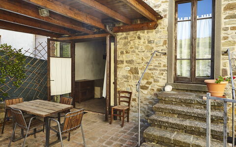 Villa Cincinelli: Eigentum, Gebäude, Zimmer, Haus, Grundeigentum, Möbel, Interior Design, Hütte, Veranda, Zuhause