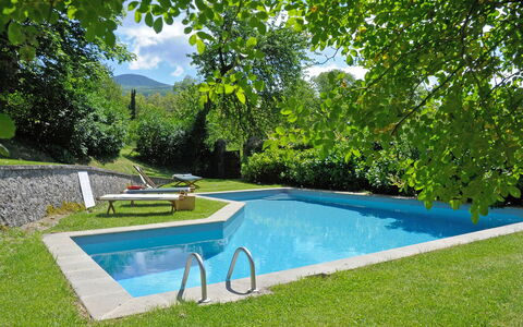 Casa Di Giulio: Schwimmbad, Garten, Resort, Schatten, Hinterhof, Water Feature, Eco Hotel, Landscaping, Hazienda, Garten