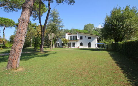 Villa mit Garten