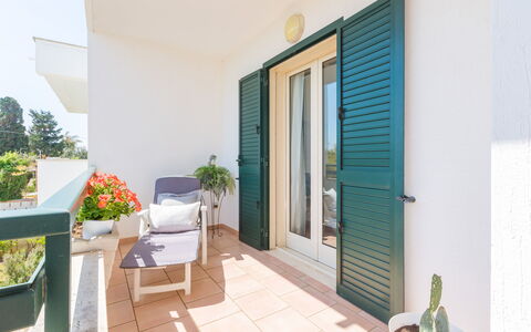 Appartamento Panorama Sul Mare: Eigentum, Haus, Gebäude, Grundeigentum, Zimmer, Zuhause, Wohnung, Interior Design, Die Architektur, Wohngebiet