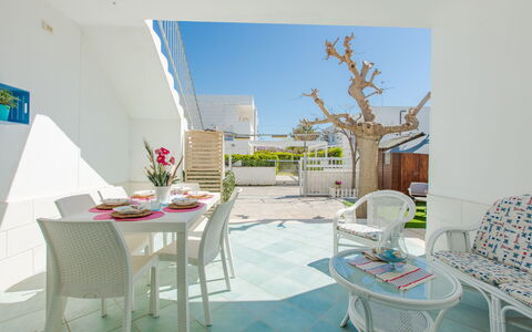 Casa Rosa: Eigentum, Zimmer, Interior Design, Gebäude, Haus, Möbel, Grundeigentum, Tabelle, Wohnung, Zuhause