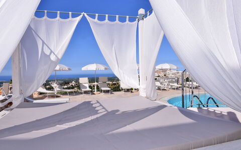 Residence Montesarago: Eigentum, Zelt, Schatten, Freizeit, Grundeigentum, Erholung, Stadt, Veranstaltung, Überdachung, Elektrisches Blau