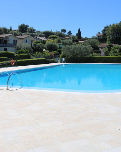 Panoramico: Schwimmbad, Eigentum, Freizeit, Urlaub, Grundeigentum, Haus, Gebäude, Villa, Resort, Zuhause
