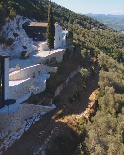 Villetta Farfallina: Eigentum, Geologisches Phänomen, Bergstation, Luftaufnahmen, Berg, Haus, Die Architektur, Dorf, Fotografie, Gebäude