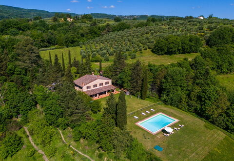 Podere a Lafi: Himmel, Eigentum, Ökoregion, Gebäude, Pflanze, Natur, Natürliche Landschaft, Baum, Grundstueck, Gras