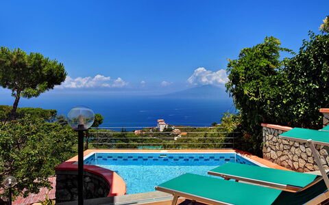 casina-priora-sorrento-villa-pool