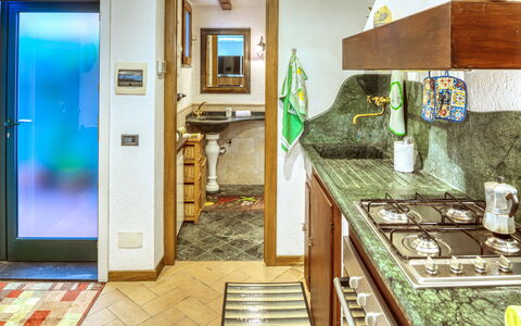 Mario - Levanto: Grün, Zimmer, Interior Design, Tür, Fussboden, Home Door, Gasherd, Herd, Haus