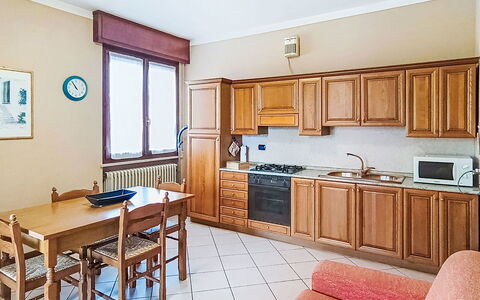 Bonatti: Interior Design, Zimmer, Flooring, Fussboden, Wohnung, Möbel, Decke, Cabinetry, Hartholz, Holzbeize
