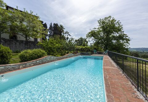 Villa Vigliano: Wasser, Pflanze, Himmel, Wolke, Wasservorräte, Eigentum, Botanik, Schwimmbad, Azurblau, Baum